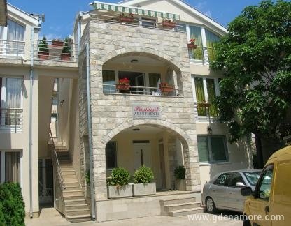 PRESIDENTE DE VILLA, alojamiento privado en Kumbor, Montenegro - PRESIDENT APARTMANI
